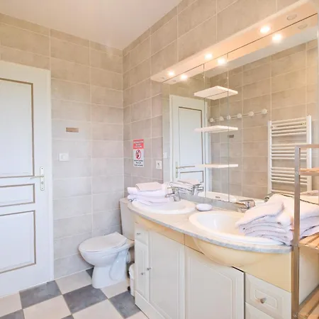 Duo De Maisons Avec Piscine Et Clim Tatil Evi