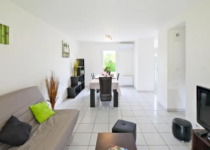 Prázdninový dům Duo De Maisons Avec Piscine Et Clim *