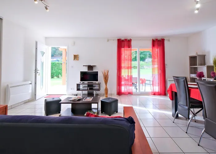 Prázdninový dům Duo De Maisons Avec Piscine Et Clim