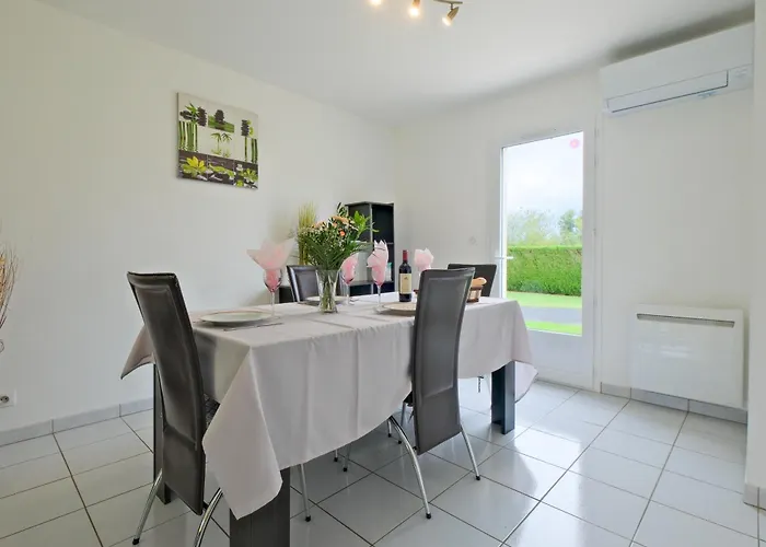 Duo De Maisons Avec Piscine Et Clim *